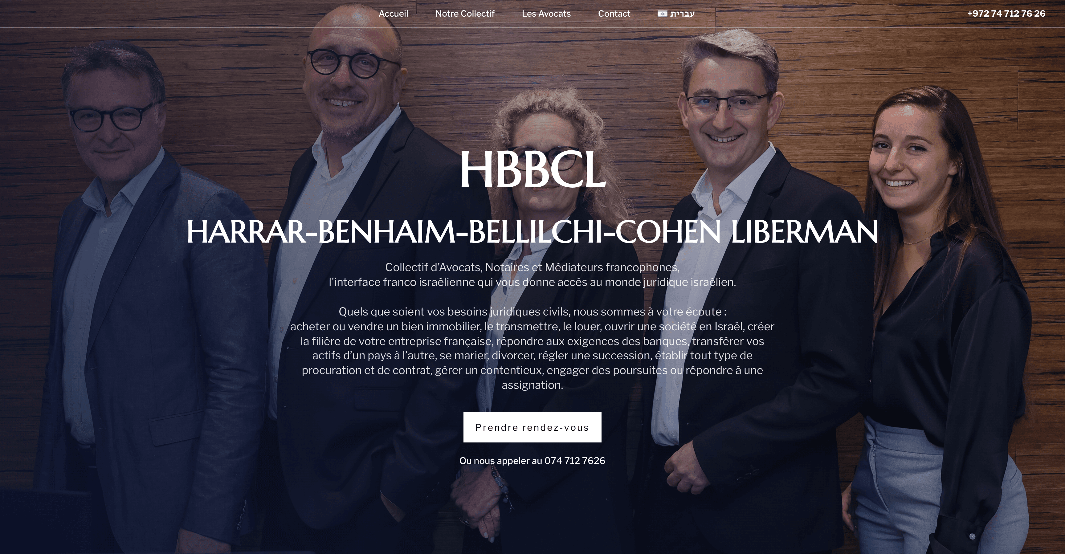 Page d’accueil de HBBCL avec le nom du collectif sur une photo de l’équipe d’avocats et un bouton « Prendre rendez-vous »