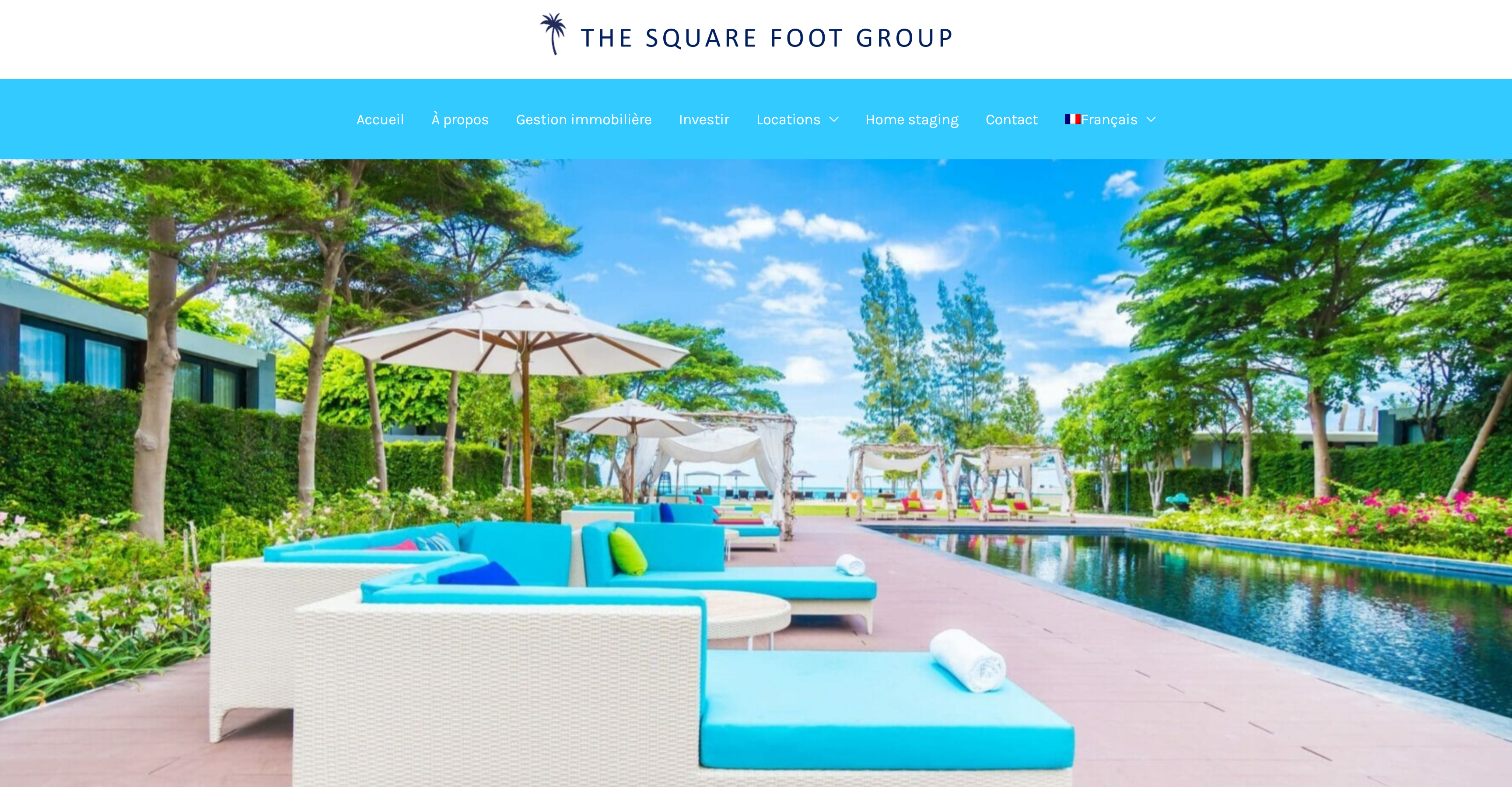 Page d’accueil de The Square Foot Group avec une piscine bordée de transats à Miami