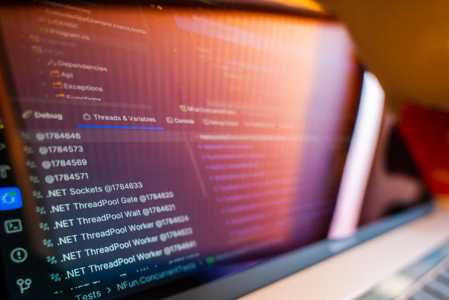 Page blanche sur ton site : diagnostic complet toutes plateformes
