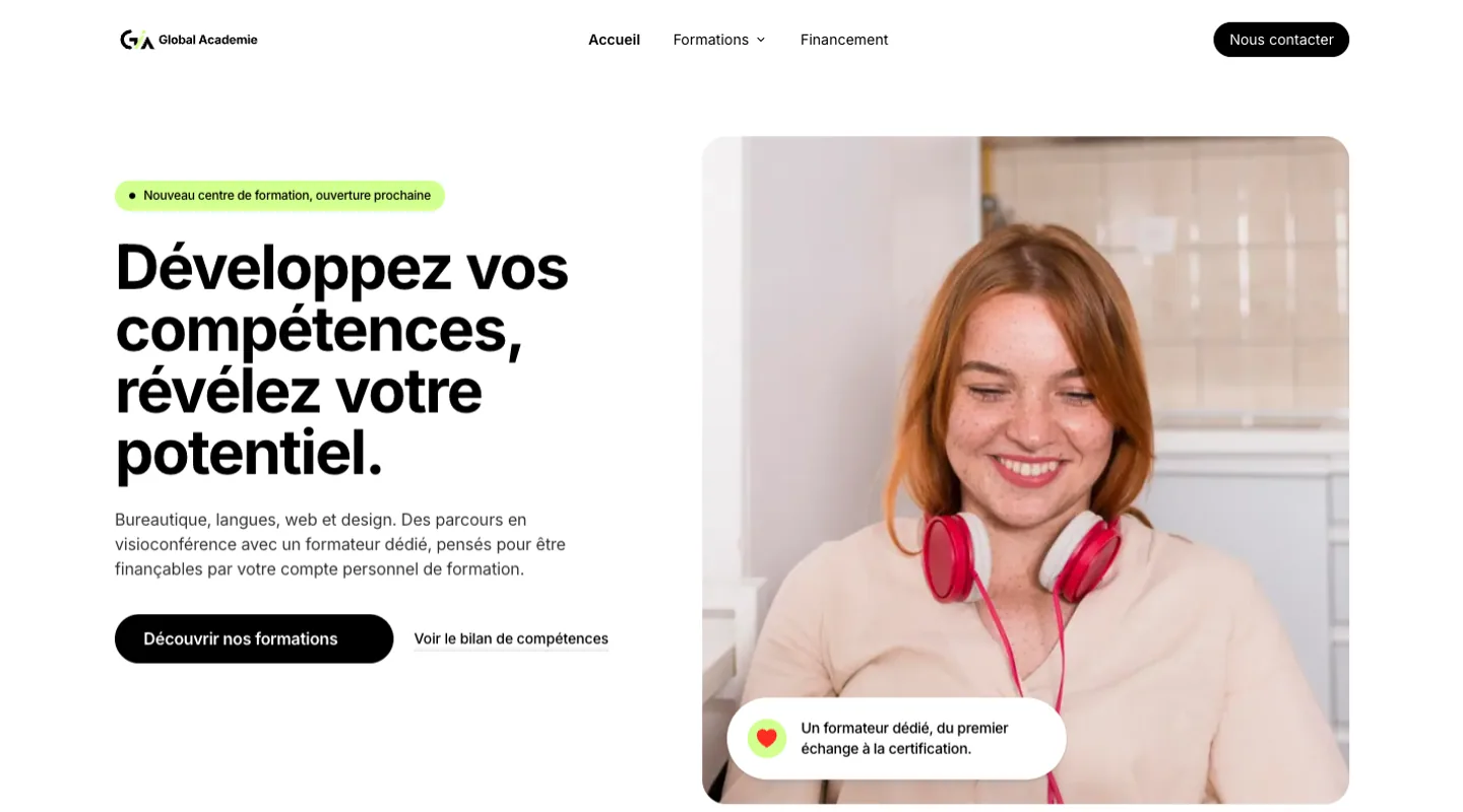 Page d'accueil du site Global Academie réalisé par Peechy